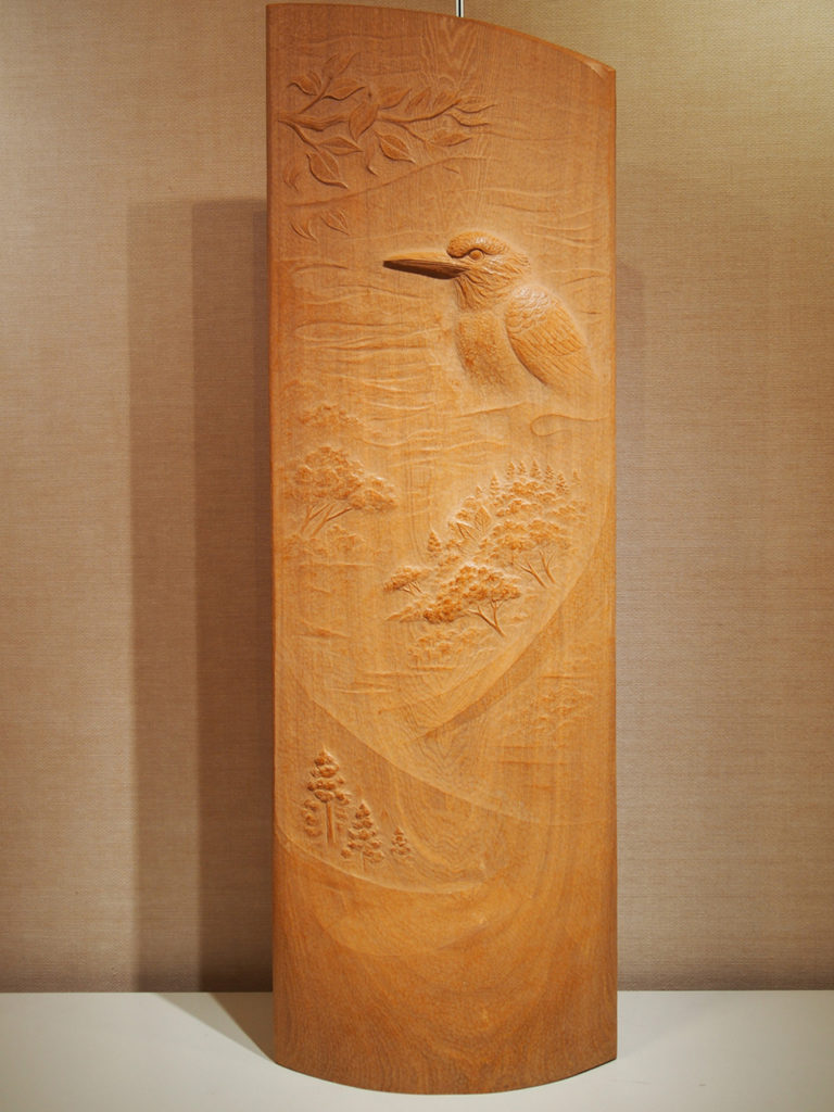 注文の木彫レリーフ